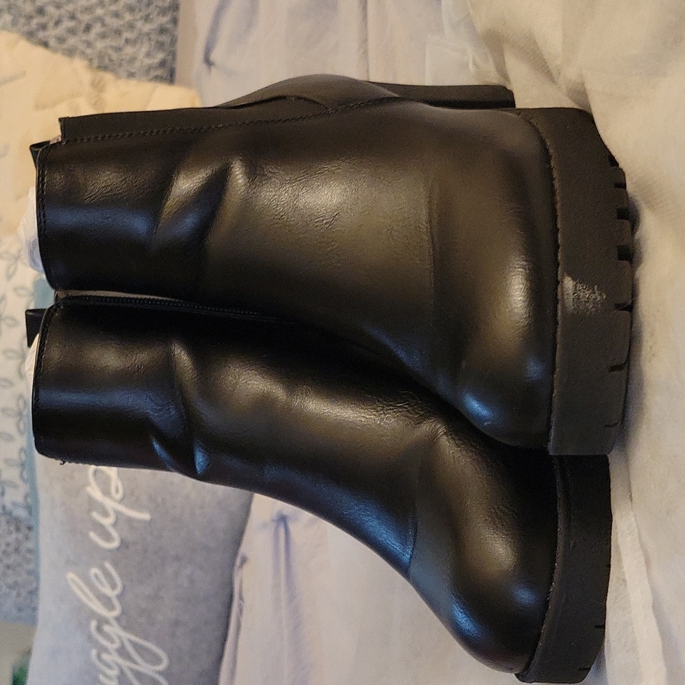 Black Platform Boots
